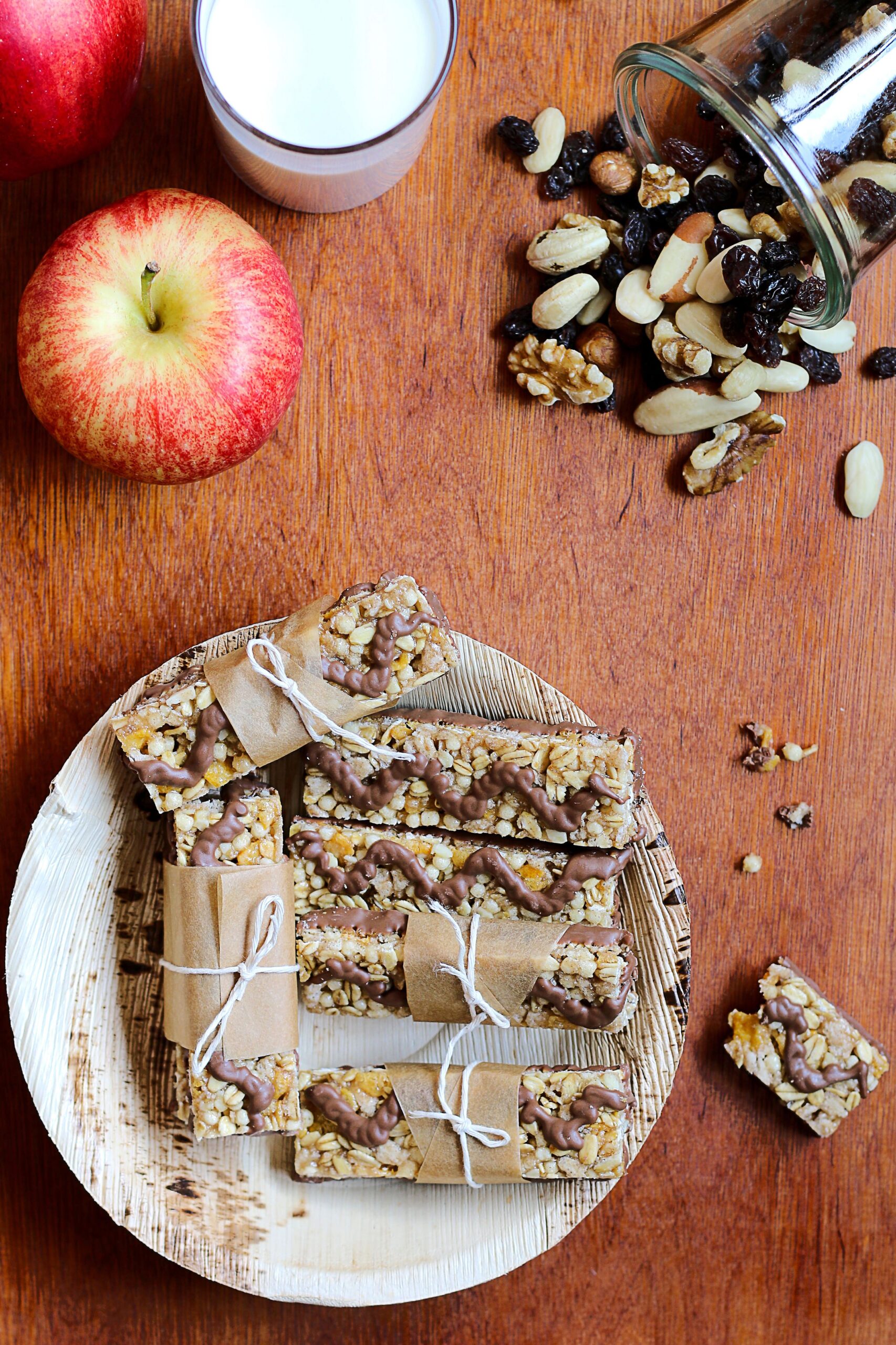 home-made-granola-and-muesli-bars